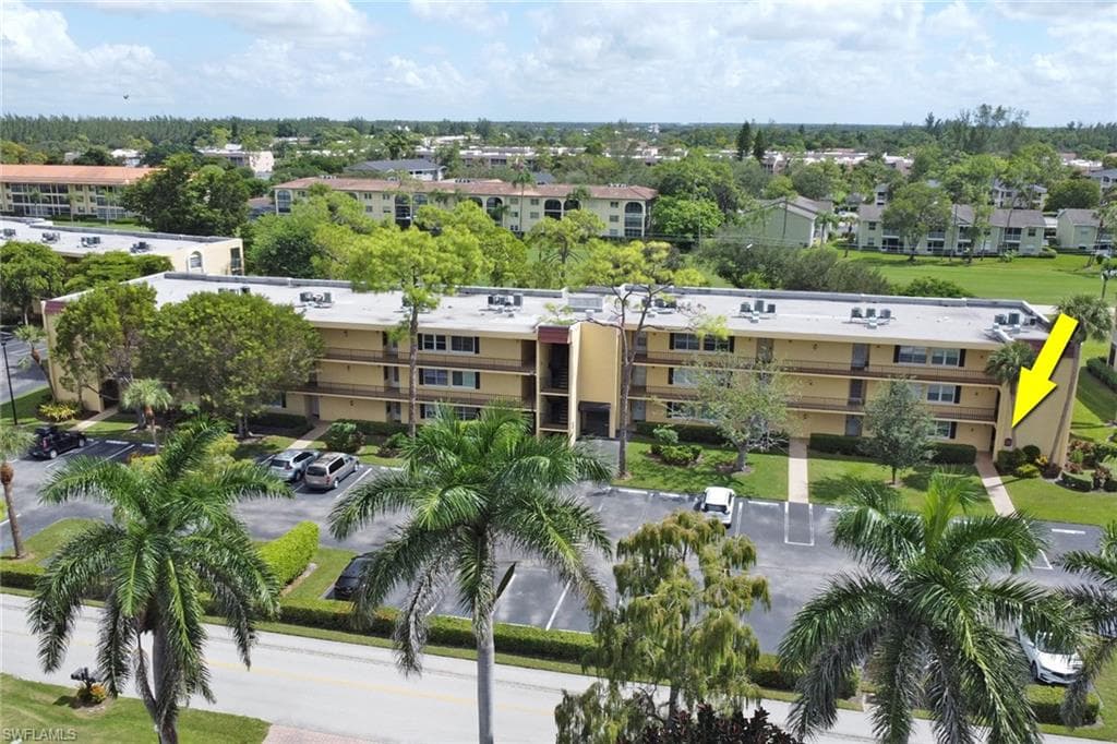 1086 Forest Lakes Dr 9109, Naples, FL 34105-34