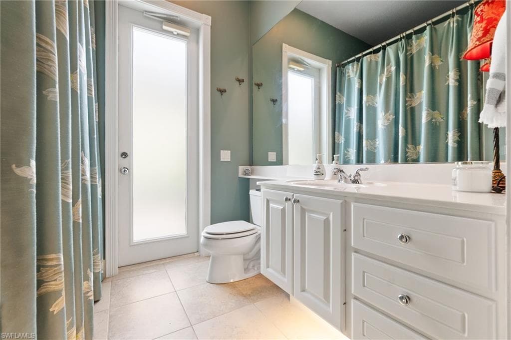 8000 Wilfredo Ct, Naples, FL 34114-22