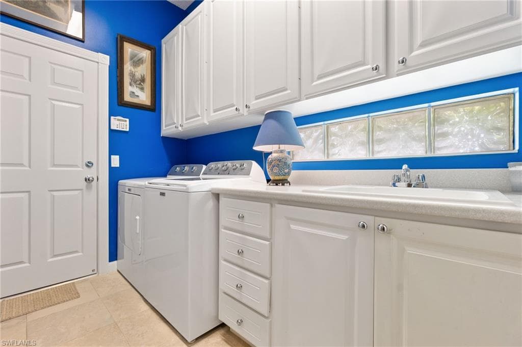 8000 Wilfredo Ct, Naples, FL 34114-24