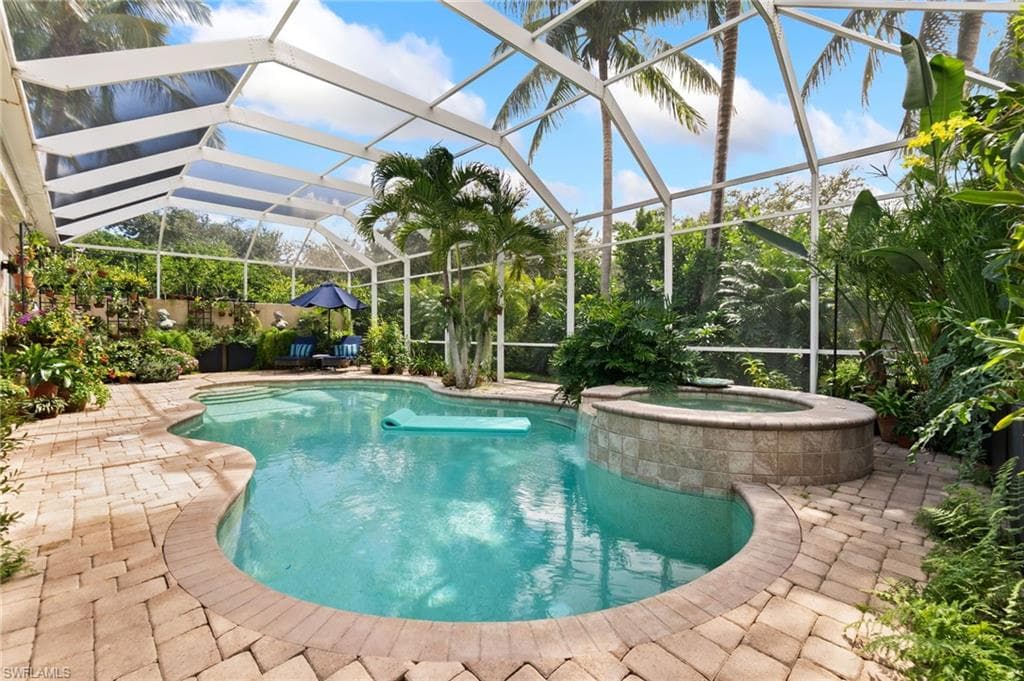 8000 Wilfredo Ct, Naples, FL 34114-28