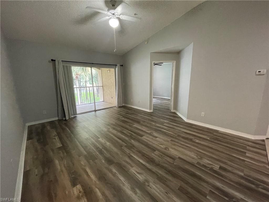 8215 Ibis Club Dr 113, Naples, FL 34104-1