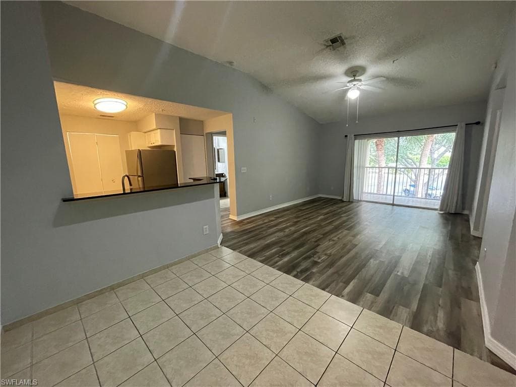 8215 Ibis Club Dr 113, Naples, FL 34104-4