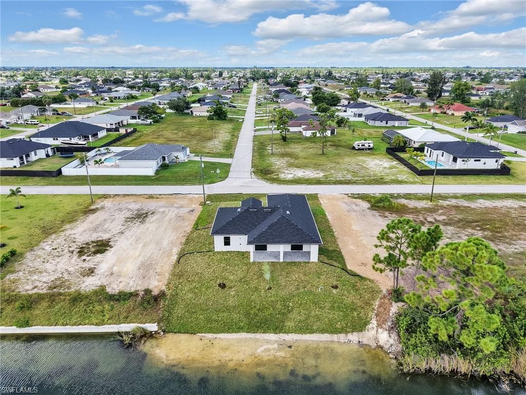 2001 17th Pl, Cape Coral, FL 33993-32