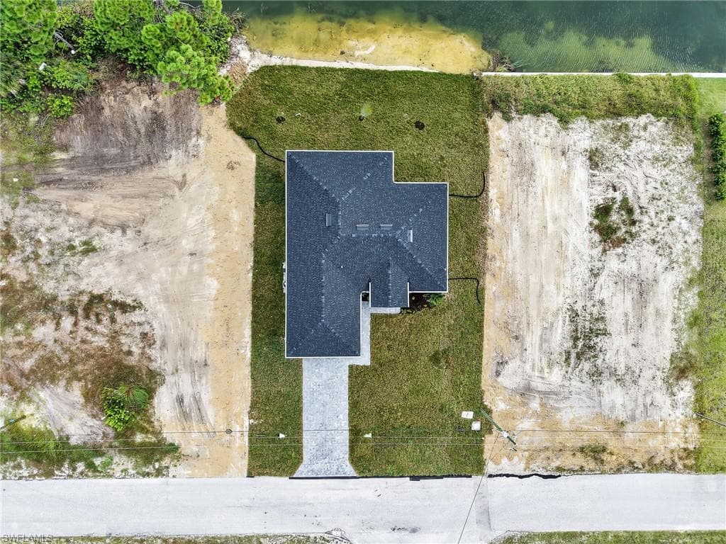 2001 17th Pl, Cape Coral, FL 33993-33