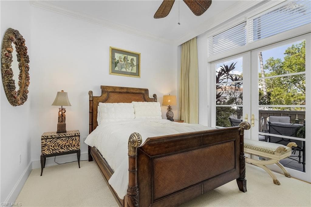 780 5th Ave S 3, Naples, FL 34102-22