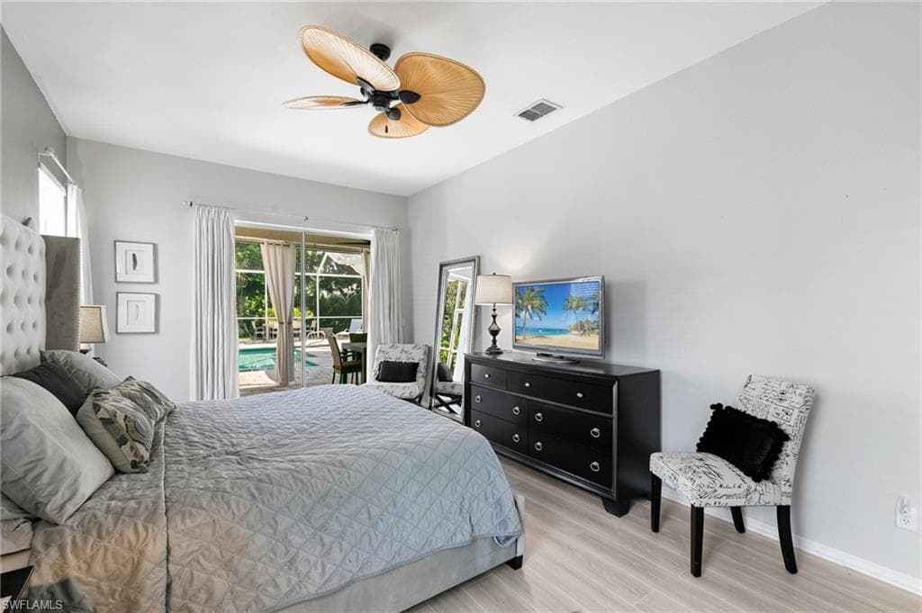 316 Lambton Ln, Naples, FL 34104-14