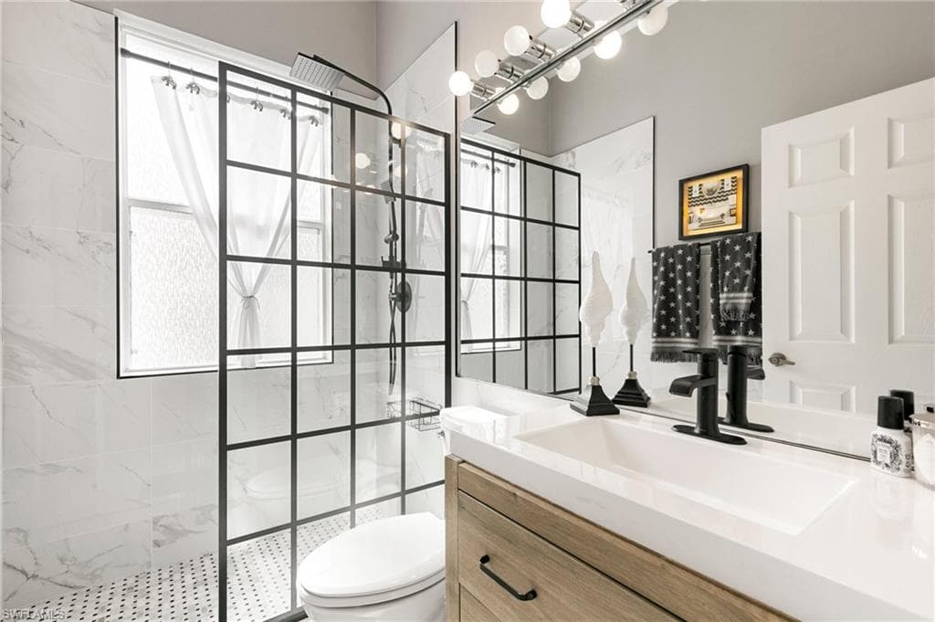 316 Lambton Ln, Naples, FL 34104-19