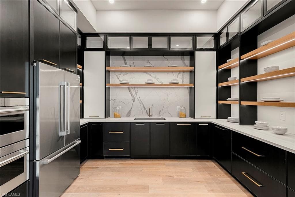 2337 Anthony Ct, Naples, FL 34109-11