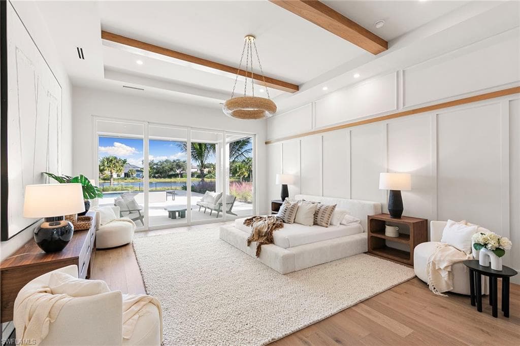 2337 Anthony Ct, Naples, FL 34109-16