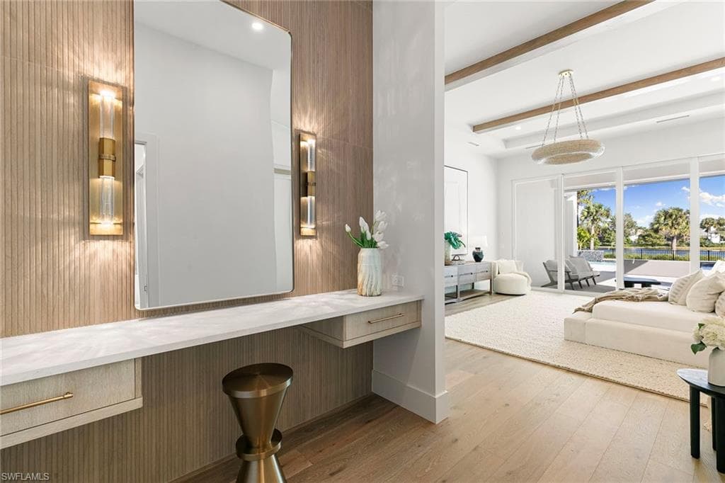 2337 Anthony Ct, Naples, FL 34109-20