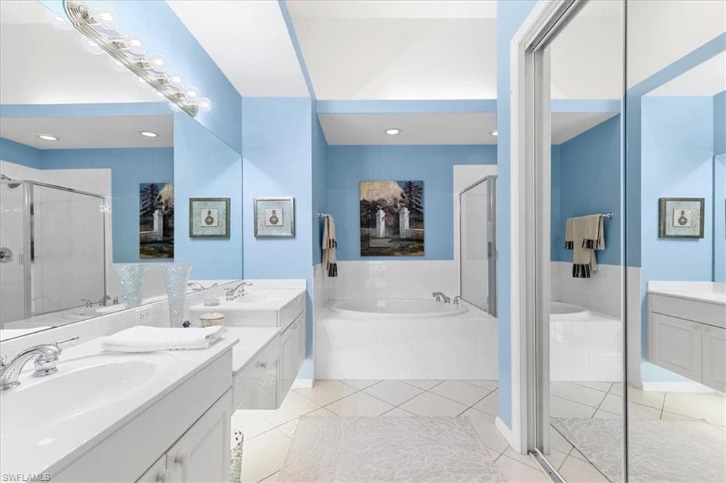 14565 Red Fox Run 608, Naples, FL 34110-11