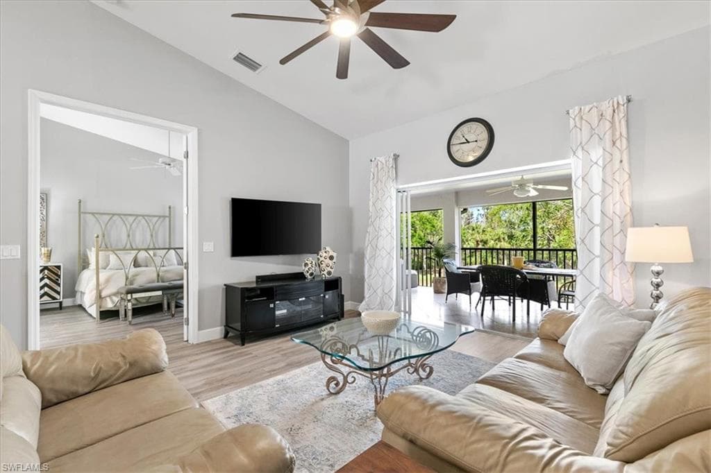 14565 Red Fox Run 608, Naples, FL 34110-2