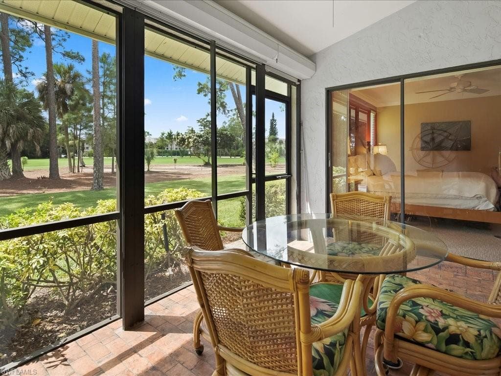 460 Kings Way 3-41, Naples, FL 34104-12