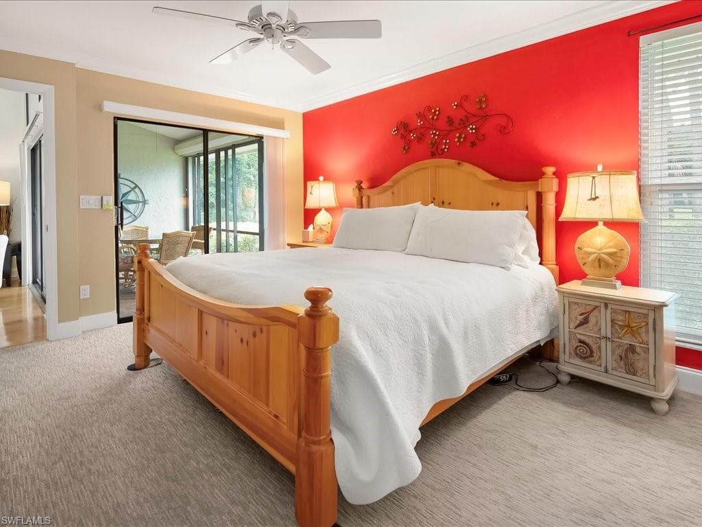 460 Kings Way 3-41, Naples, FL 34104-13