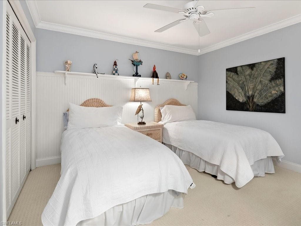 460 Kings Way 3-41, Naples, FL 34104-17