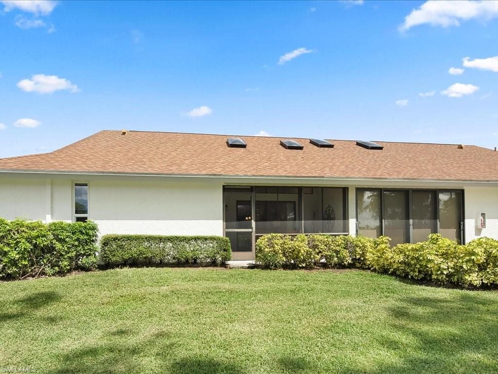 460 Kings Way 3-41, Naples, FL 34104-21