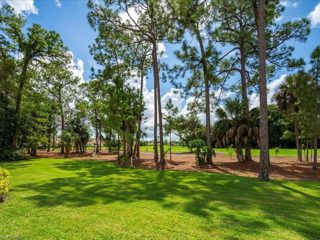 460 Kings Way 3-41, Naples, FL 34104-25