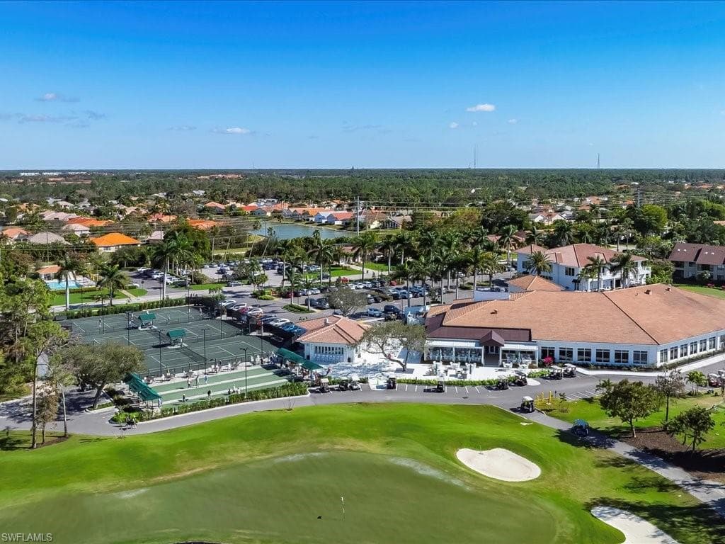 460 Kings Way 3-41, Naples, FL 34104-32