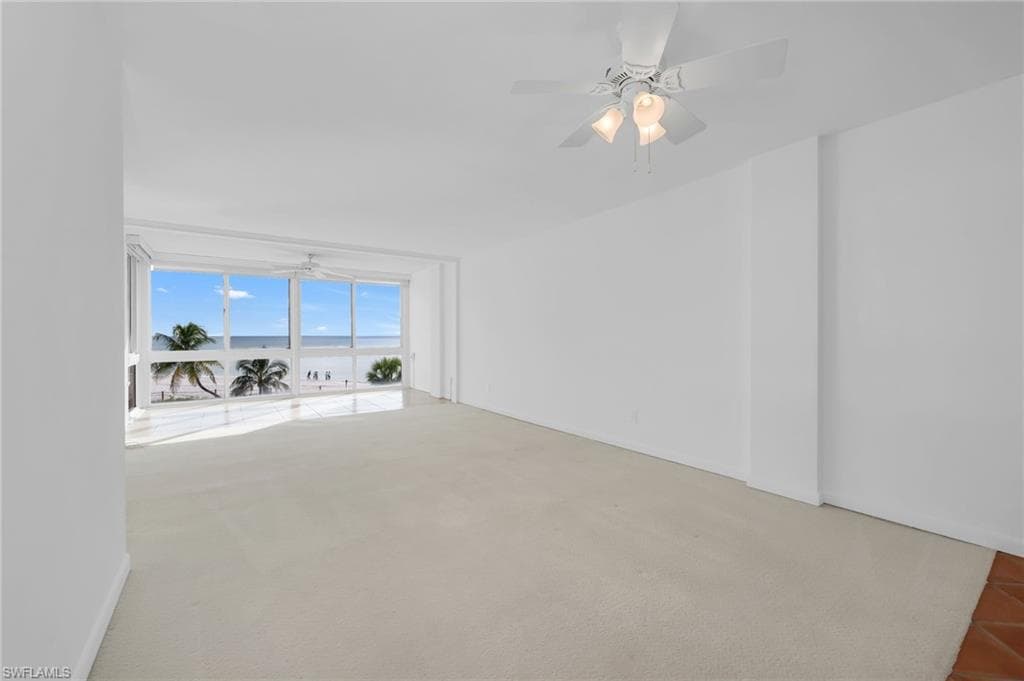 2121 Gulf Shore Blvd N 203, Naples, FL 34102-4