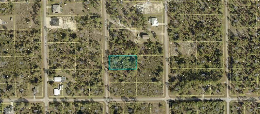 1104 Johns Ave, Lehigh Acres, FL 33972-2