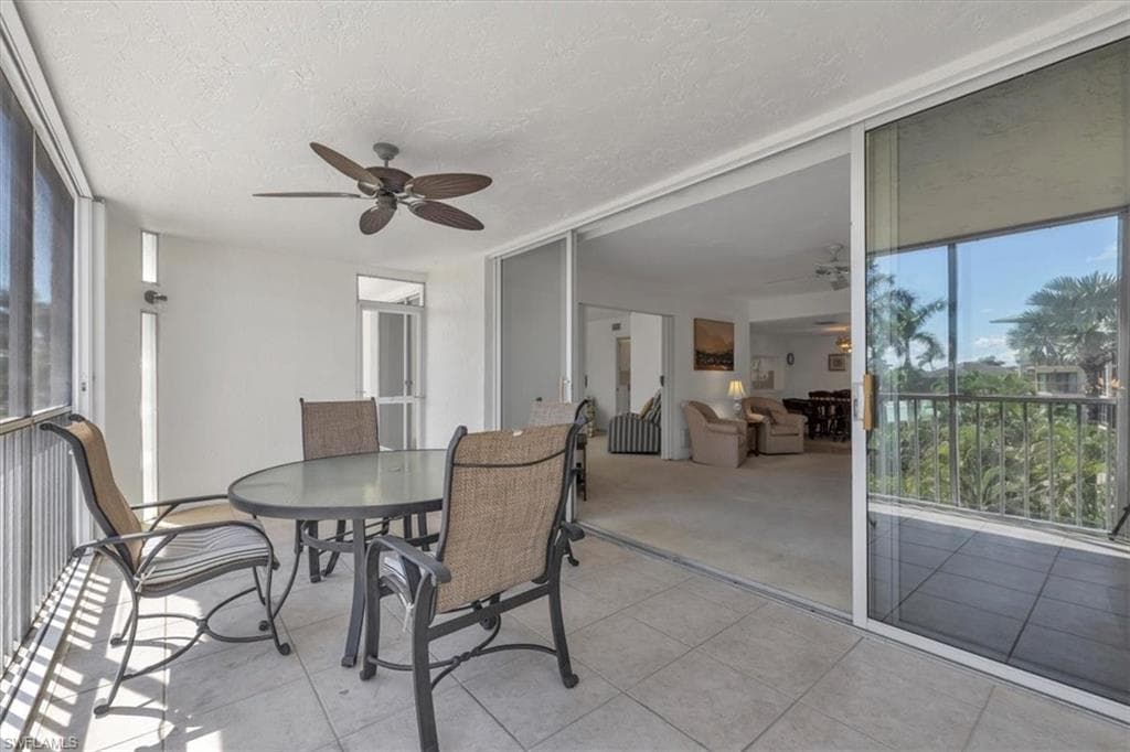 848 Collier Ct 304, Marco Island, FL 34145-10