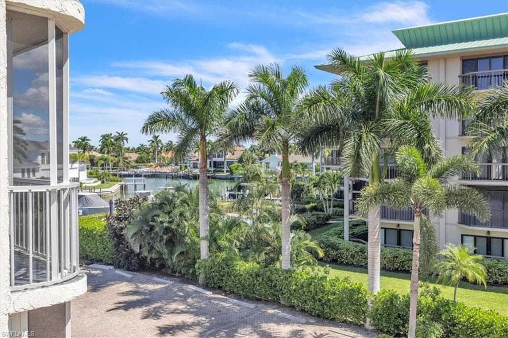 848 Collier Ct 304, Marco Island, FL 34145-23