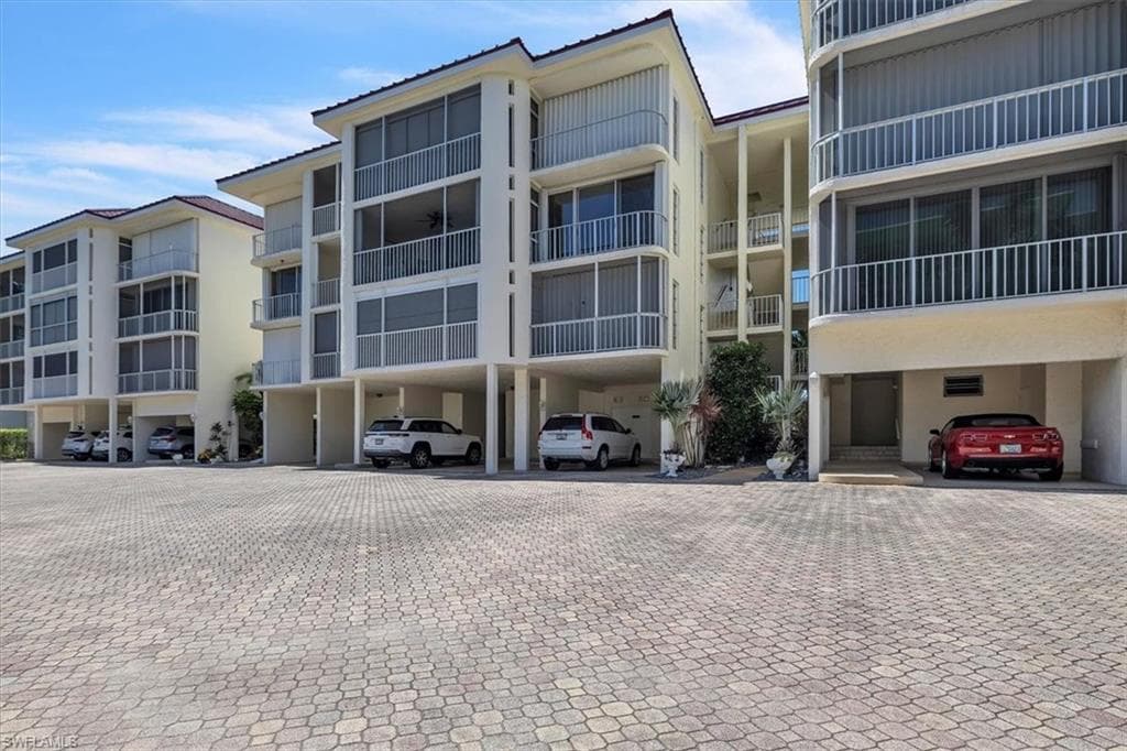 848 Collier Ct 304, Marco Island, FL 34145-3