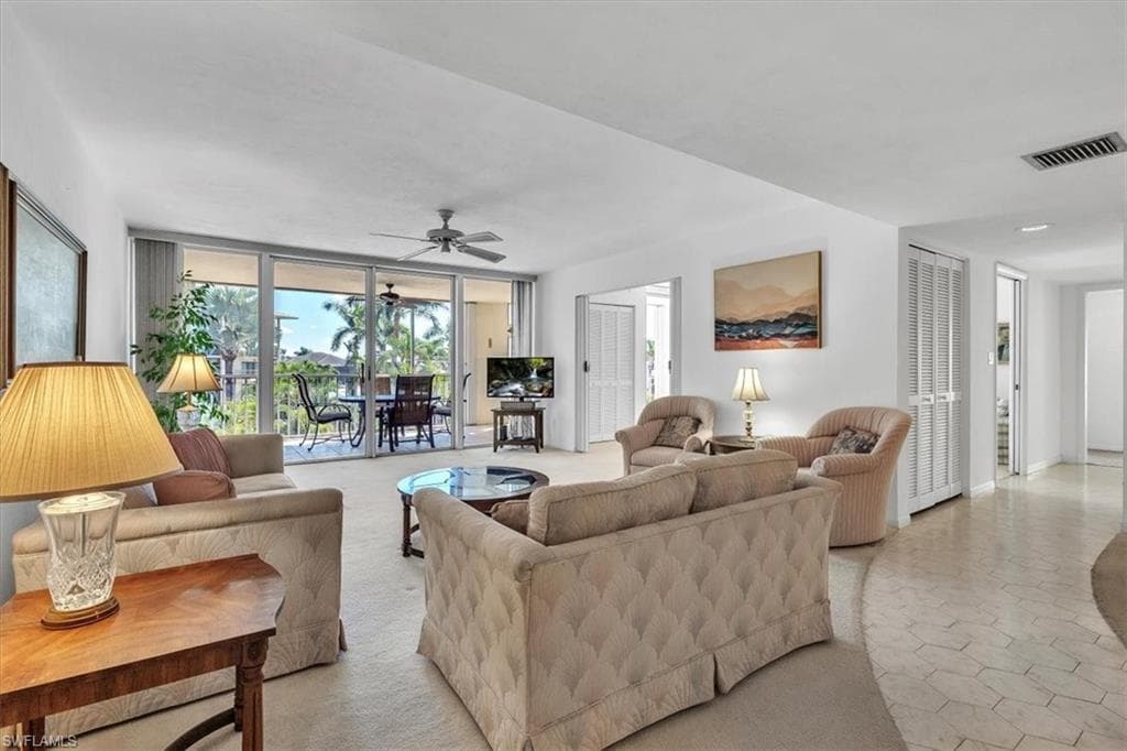 848 Collier Ct 304, Marco Island, FL 34145-5