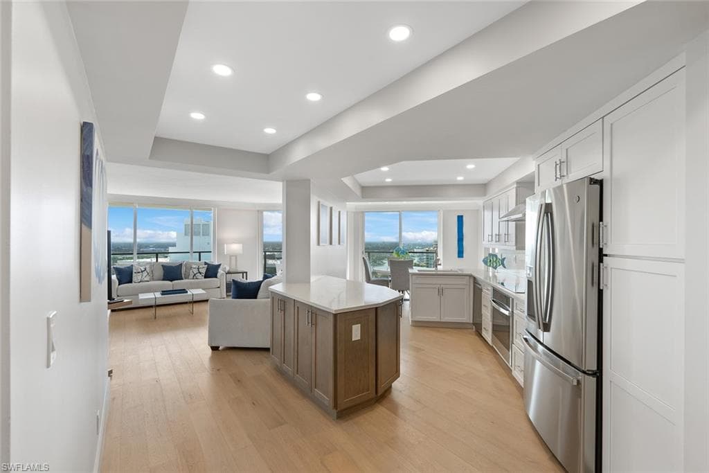 4901 Gulf Shore Blvd N 2103, Naples, FL 34103-9