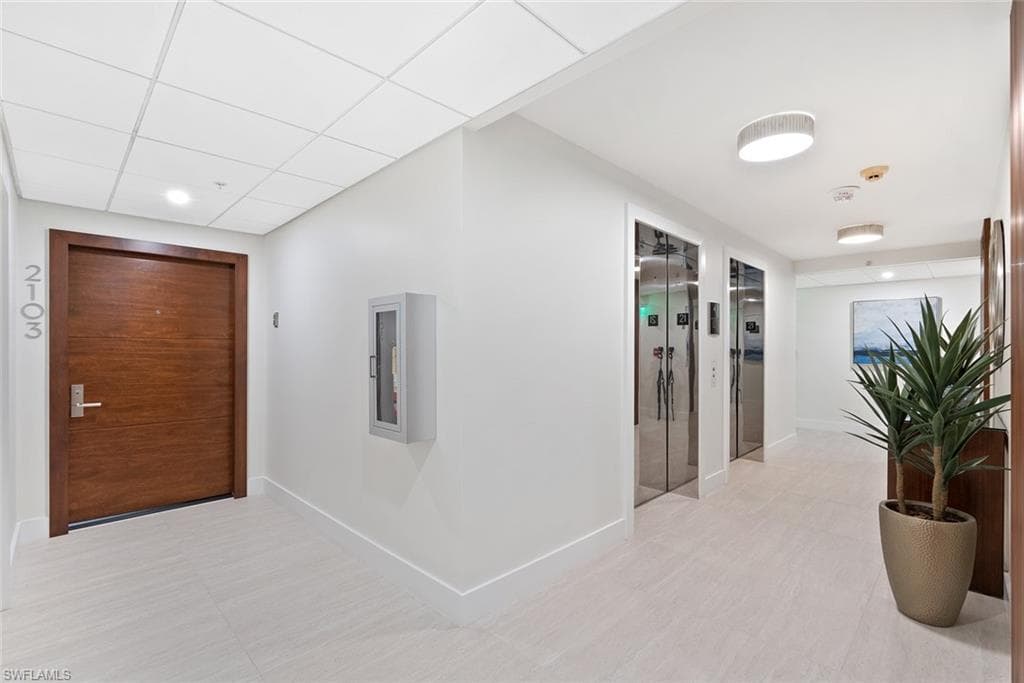 4901 Gulf Shore Blvd N 2103, Naples, FL 34103-28