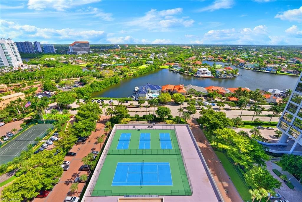 4901 Gulf Shore Blvd N 2103, Naples, FL 34103-29