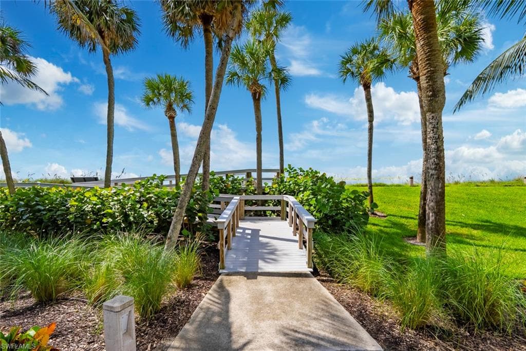 4901 Gulf Shore Blvd N 2103, Naples, FL 34103-35