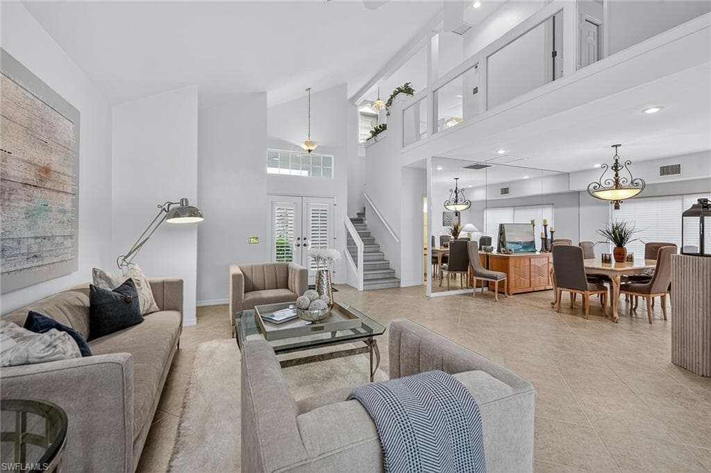 522 Cormorant Cv, Naples, FL 34113-2