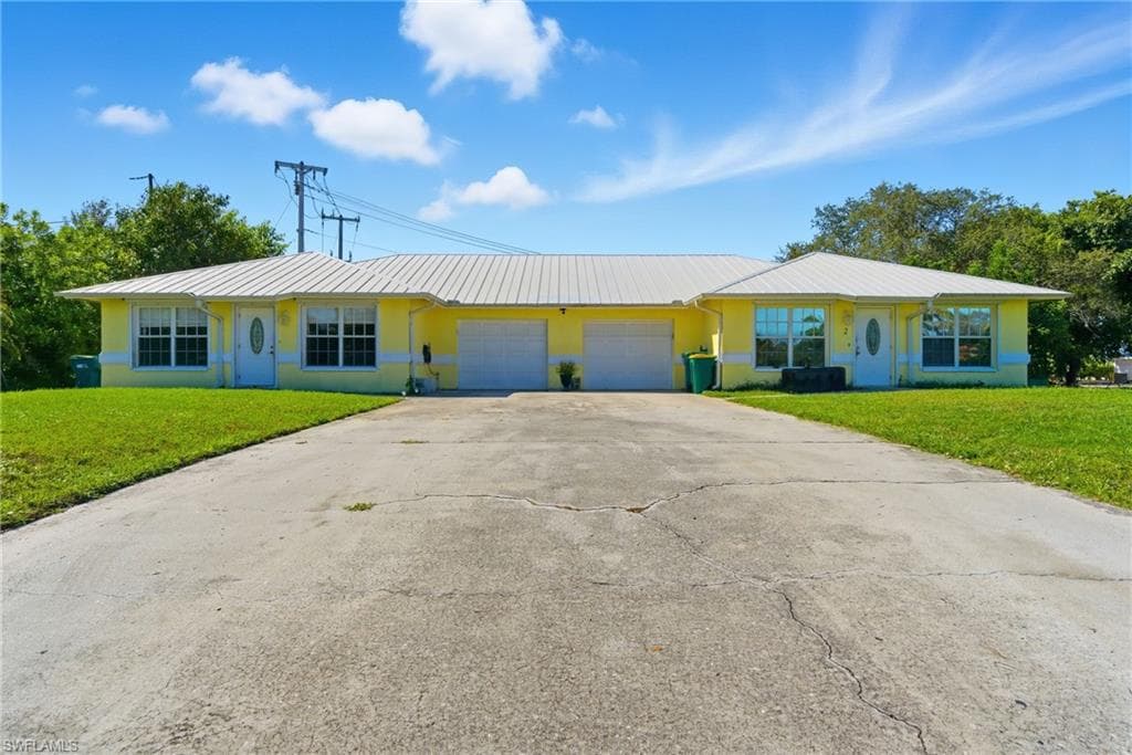 1000 Alhambra Cir, Naples, FL 34103-50