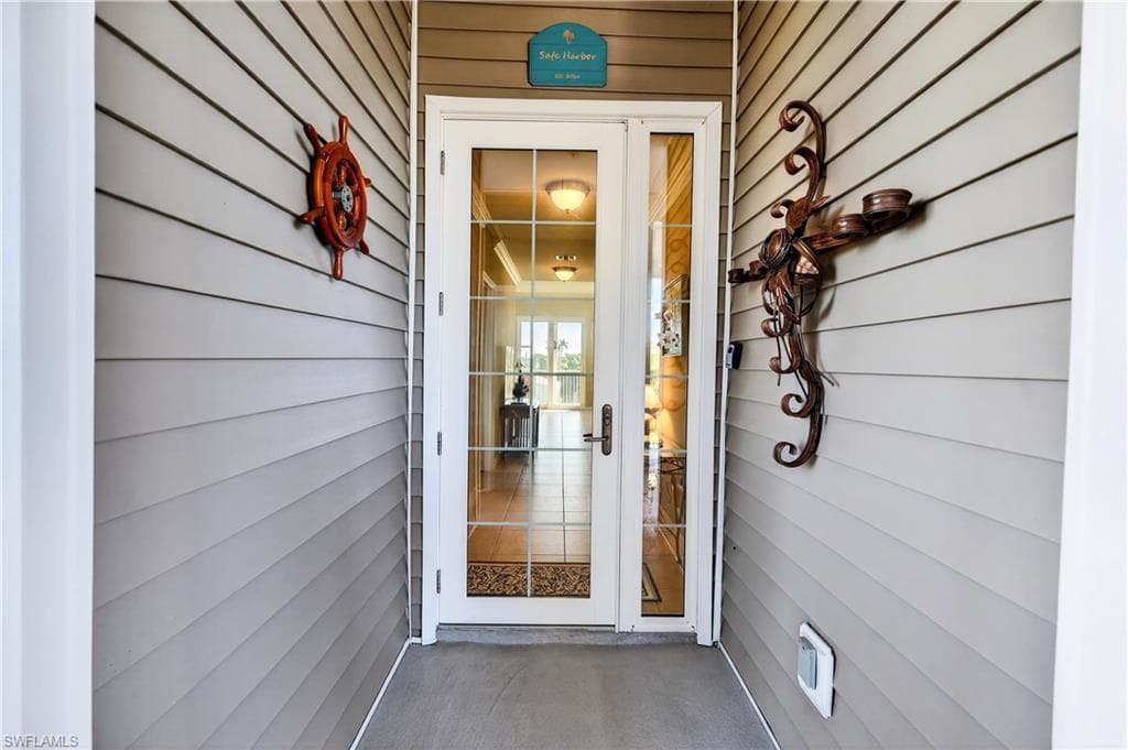 322 Angler Dr Dr 502, Goodland, FL 34140-8