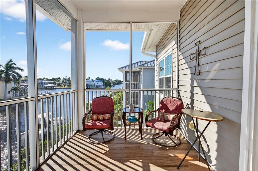 322 Angler Dr Dr 502, Goodland, FL 34140-31