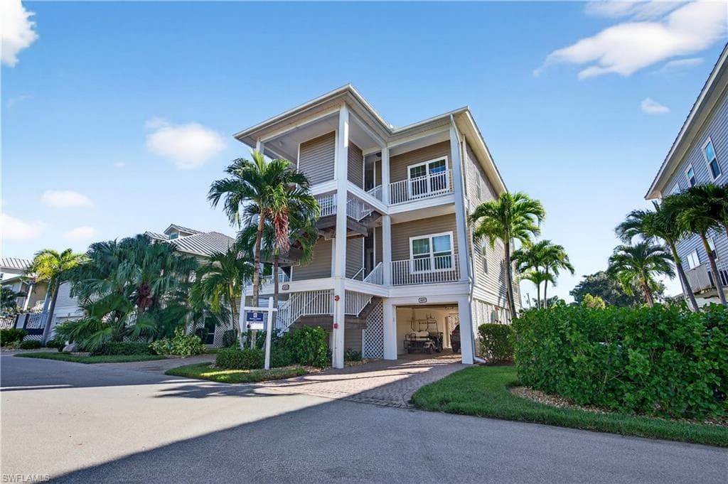 322 Angler Dr Dr 502, Goodland, FL 34140-2