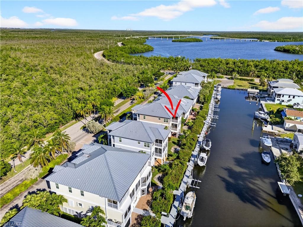 322 Angler Dr Dr 502, Goodland, FL 34140-4