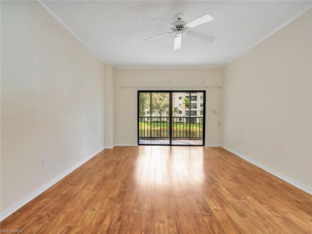 900 Arbor Lake Dr 9-206, Naples, FL 34110-10