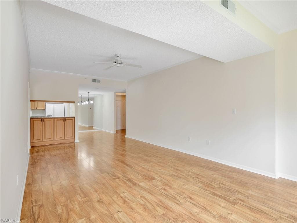 900 Arbor Lake Dr 9-206, Naples, FL 34110-11