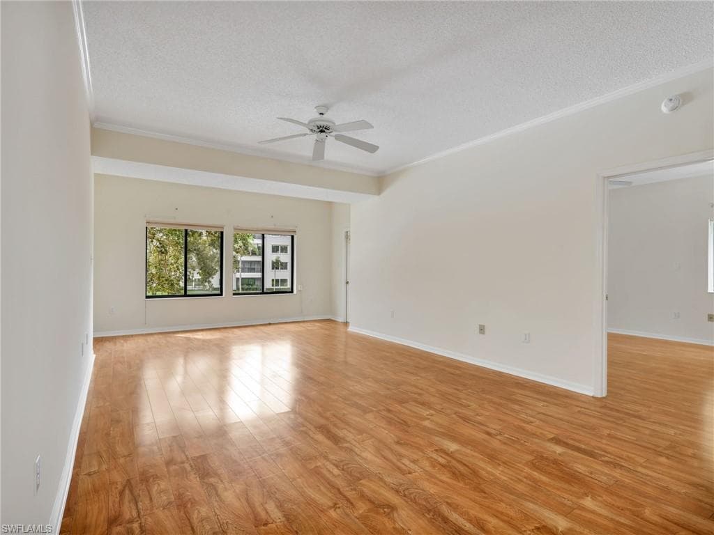 900 Arbor Lake Dr 9-206, Naples, FL 34110-6
