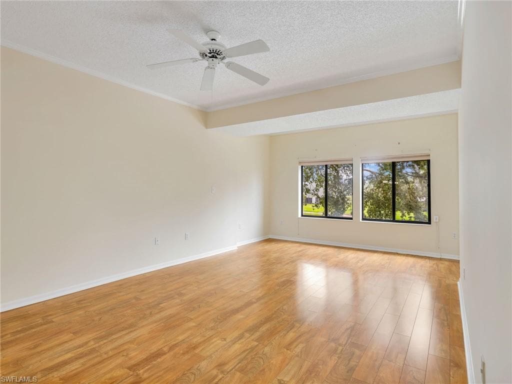 900 Arbor Lake Dr 9-206, Naples, FL 34110-7