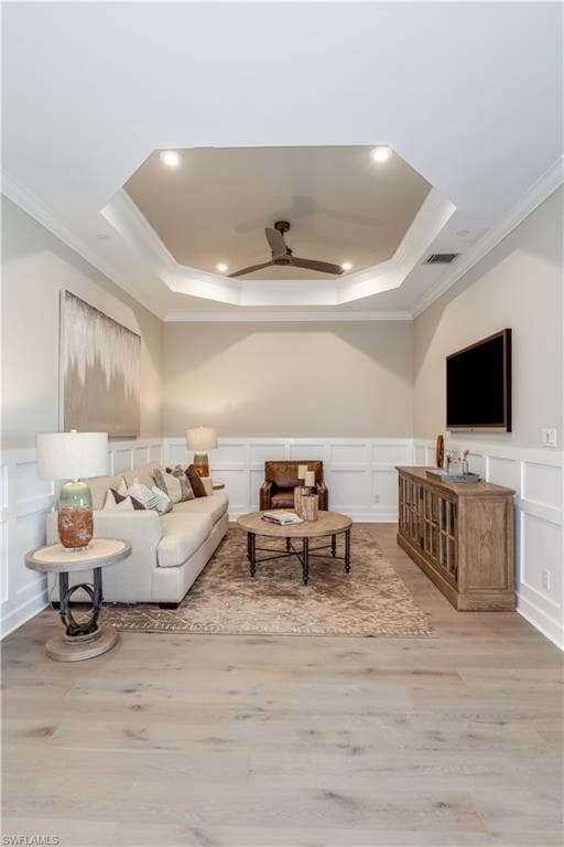 15323 Lucerna St 202, Naples, FL 34114-17