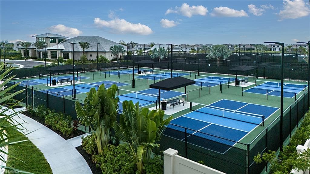 15323 Lucerna St 202, Naples, FL 34114-35