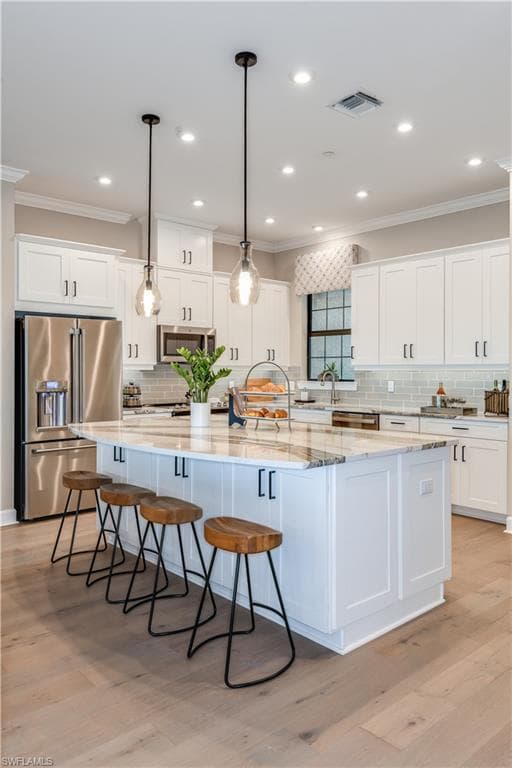 15323 Lucerna St 202, Naples, FL 34114-7
