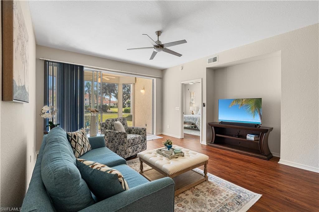 1758 Reuven Cir 1503, Naples, FL 34112-10