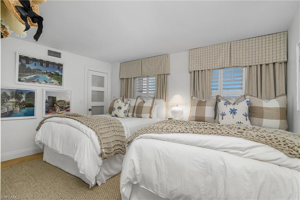 3483 Gulf Shore Blvd N 502, Naples, FL 34103-22