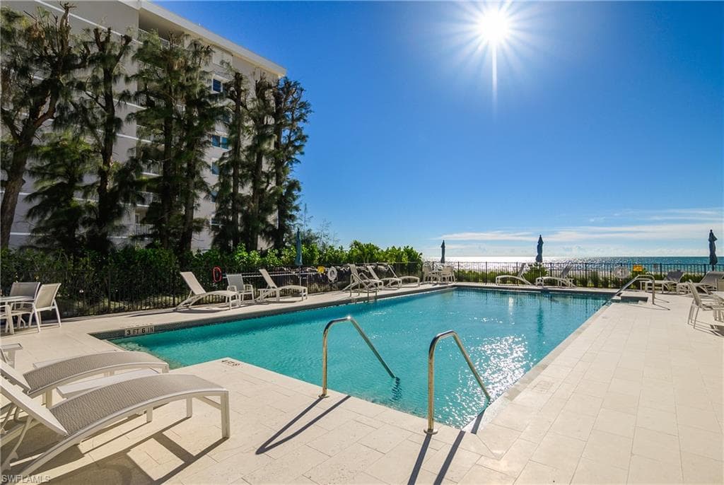 3483 Gulf Shore Blvd N 502, Naples, FL 34103-33