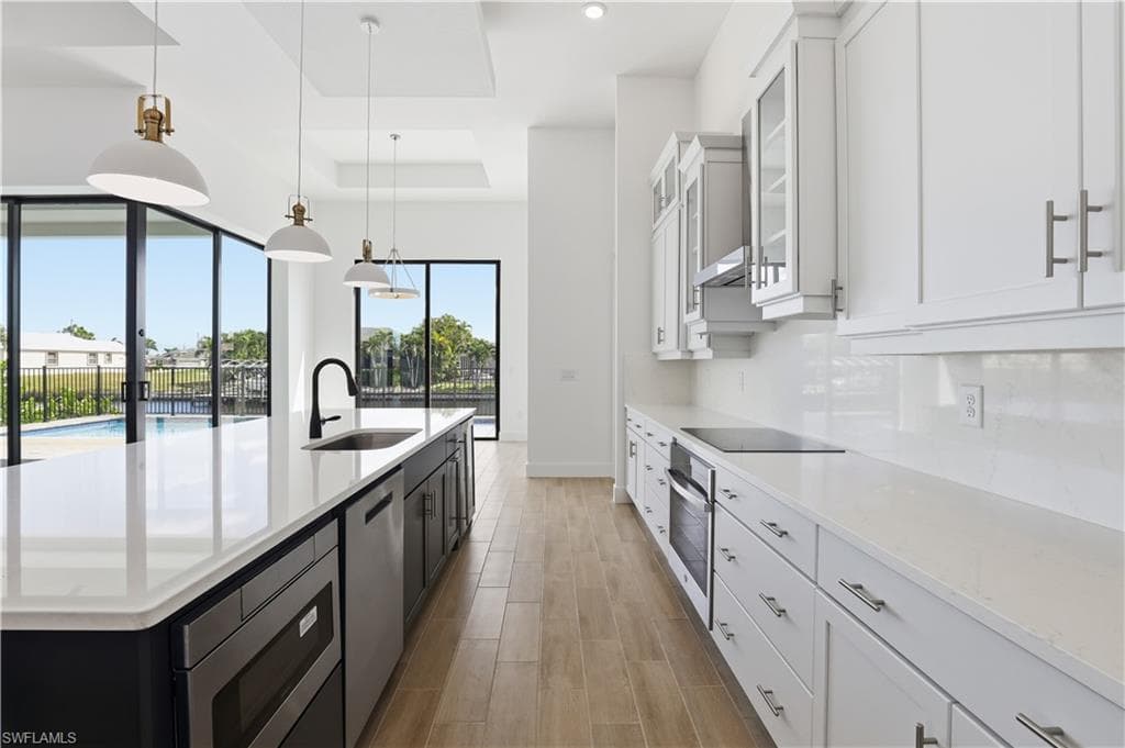 609 38th Ave, Cape Coral, FL 33993-12