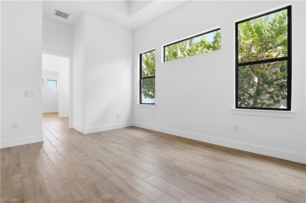 609 38th Ave, Cape Coral, FL 33993-19